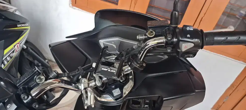 Jual motor Honda pcx th 2022 hitam cbs