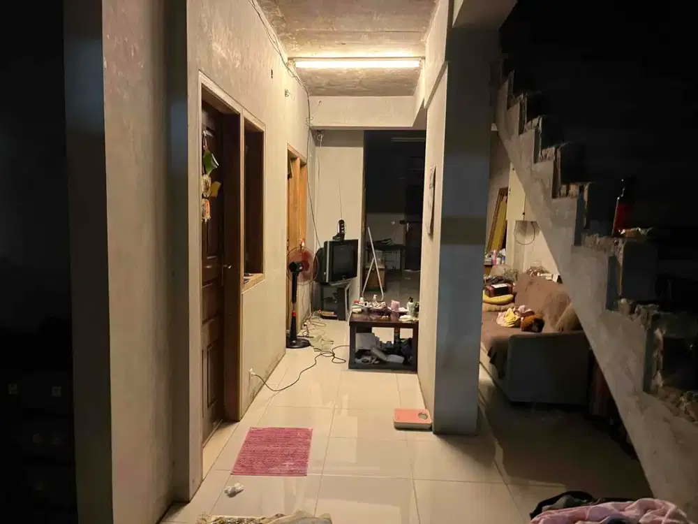 Rumah 1/2 Jadi