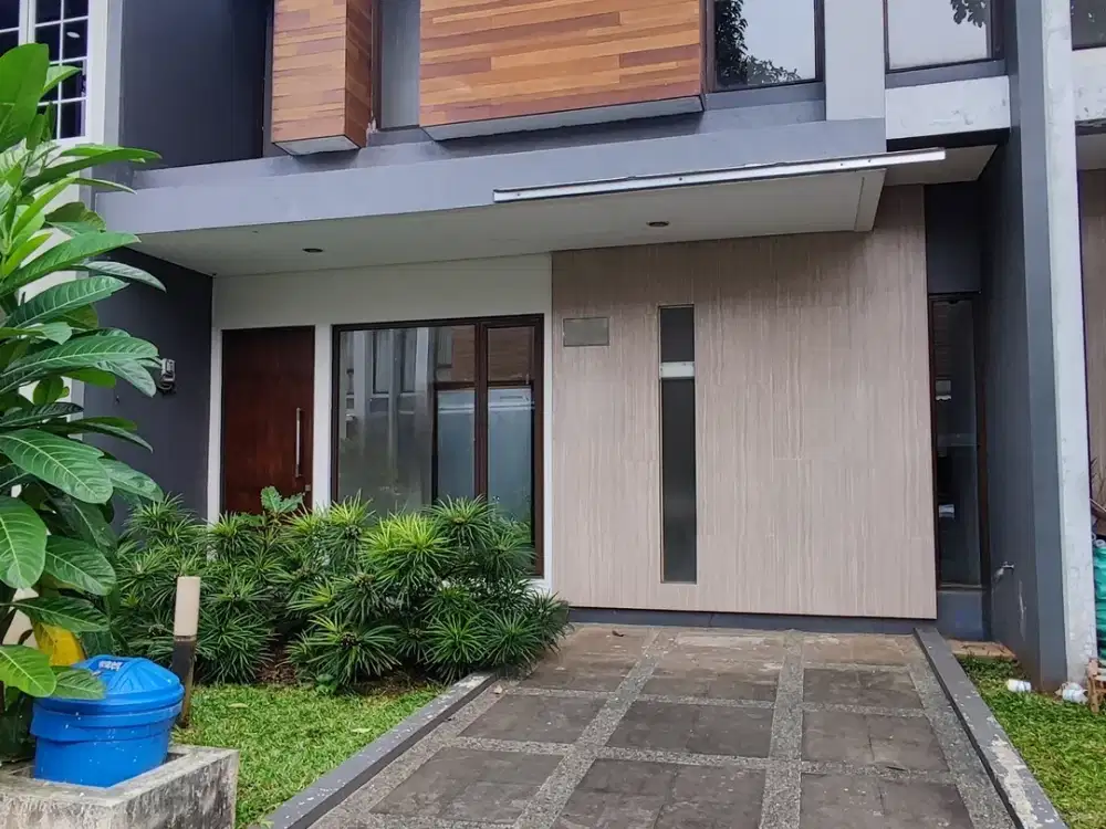 Termurah. Rumah bagus Eminent Prestigia, Serpong