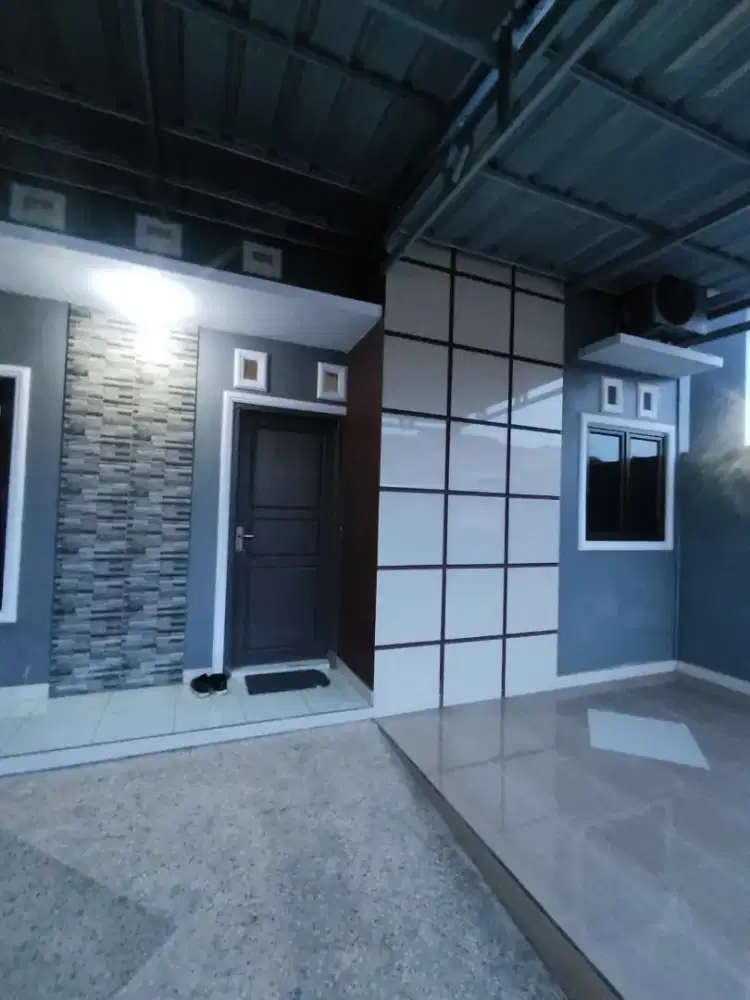 Di Jual Rumah Tinggal Blok CR6