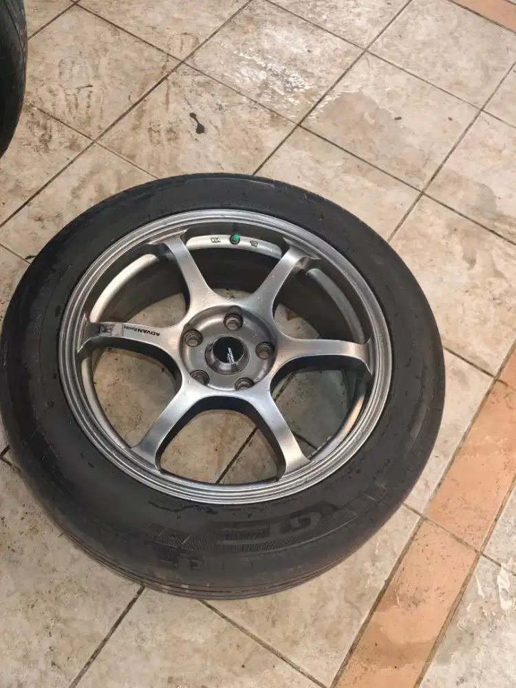 Velg advan r17 bekas r3
