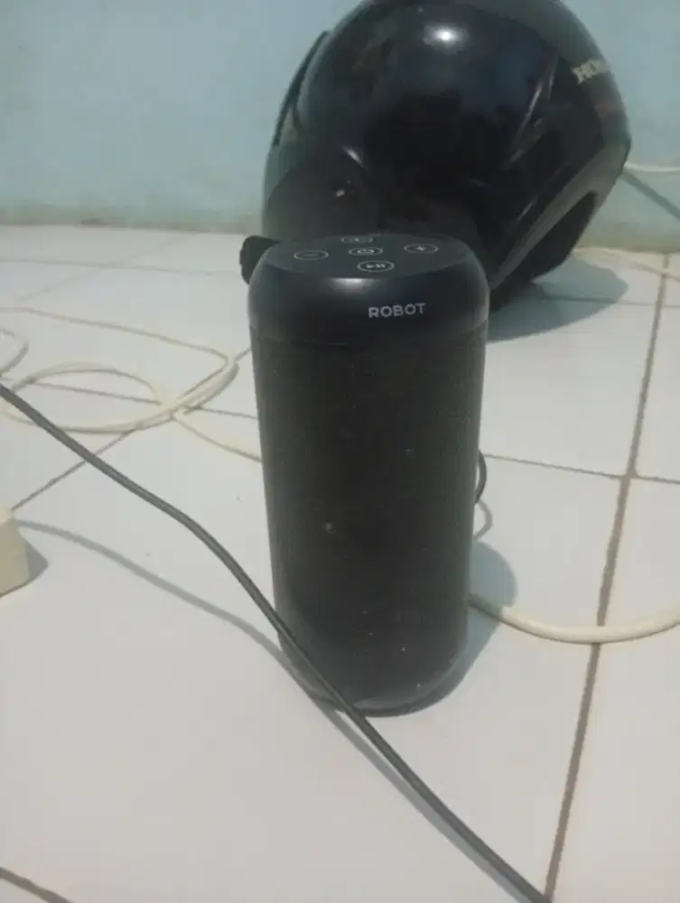 Speaker bluetooth ROBOT (SECOND) include kabel charger tipe C