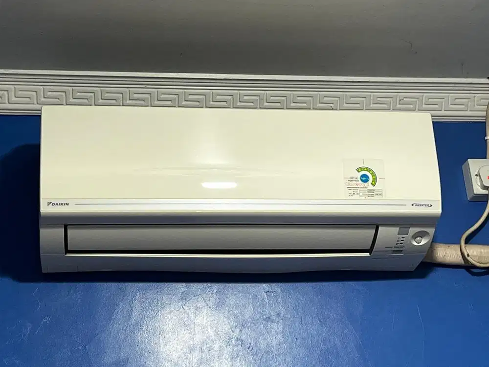 Daikin 1 PK seri RKC25TVM4
