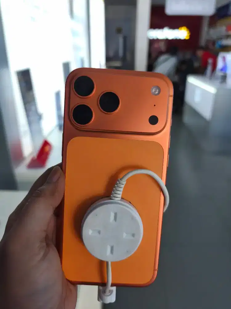 iPhone 17promax garansi resmi ibox, cicilan angsuran bayar bulan depan