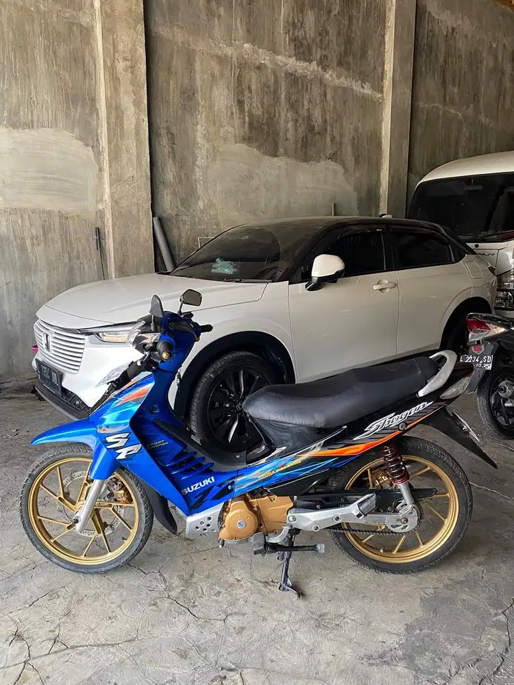 Shogun Sp Tahun 2006