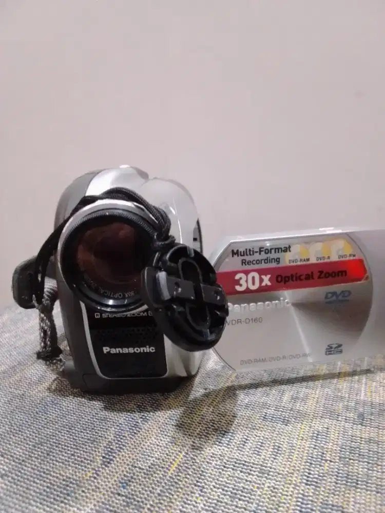 DVD CAMERA PANASONIC VDR-D160