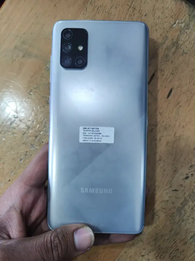 Samsung A71 8/128