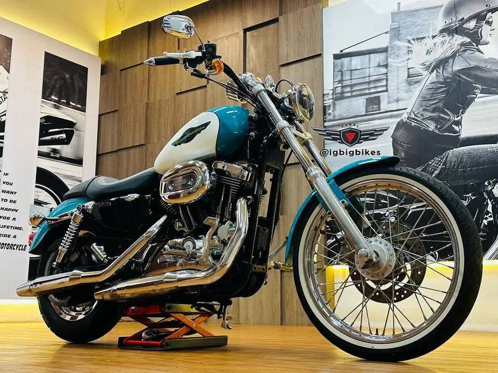 Harley Sportster XL 1200 Two Tone 2005