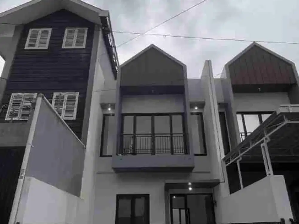 Dijual Rumah di lebak timur 2 dekat merr