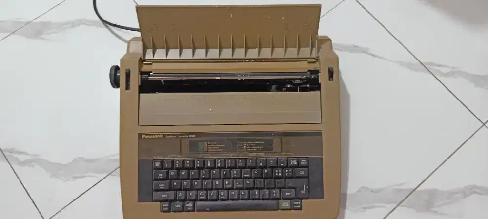 Mesin Tik Elektronik Panasonic