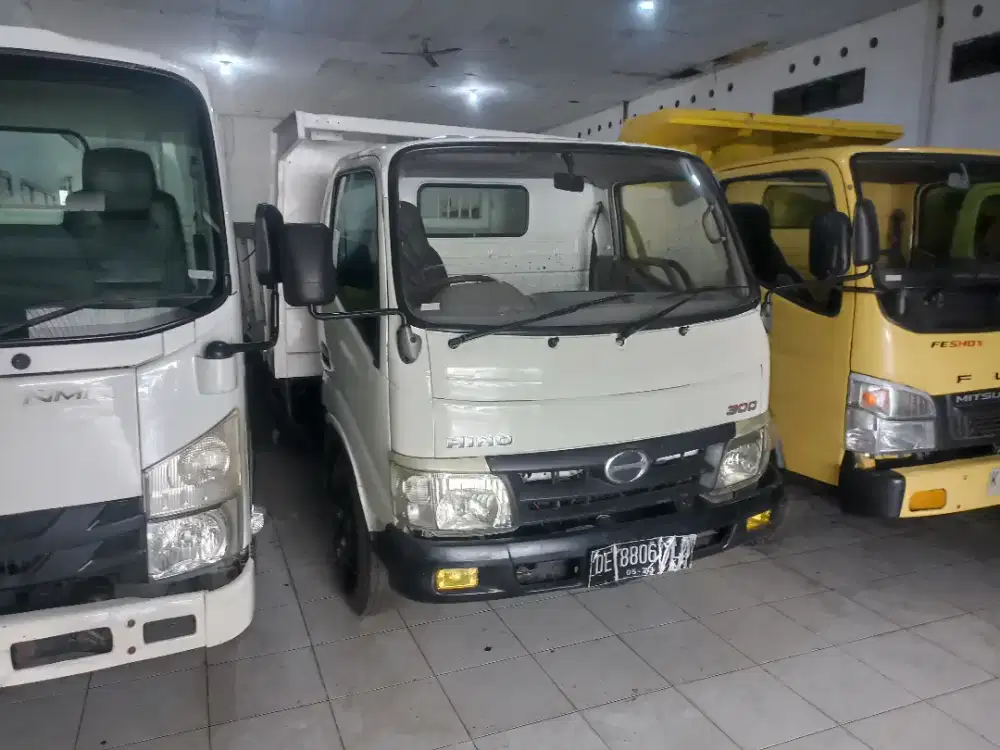 Hino Dutro 130HD Dump tahun 2011 Diesel, Euro 2