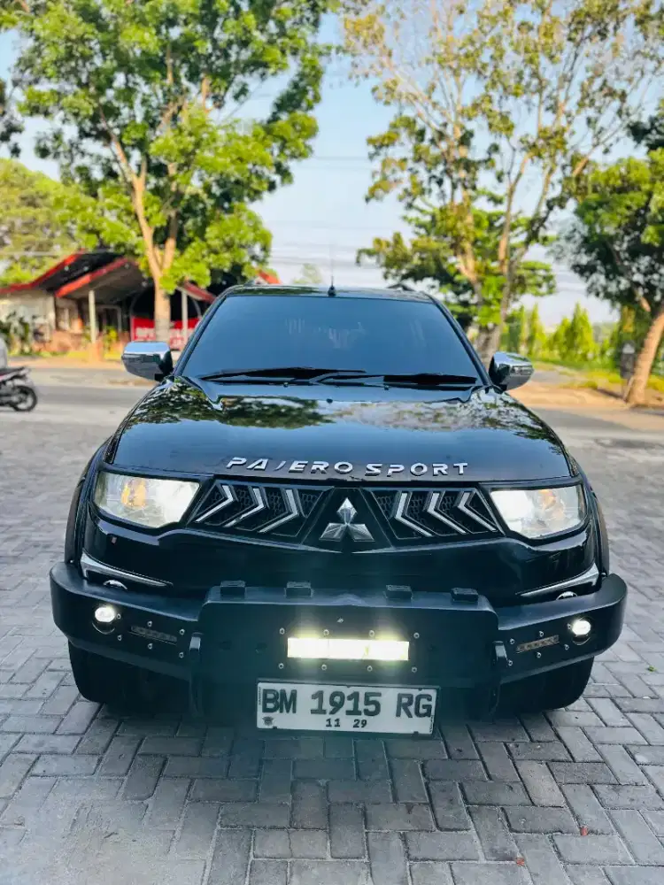 Mitsubishi pajero exceed Matic tahun 2009 akhir