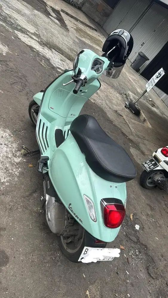 FOR SALE VESPA PRIMAVERA 2022