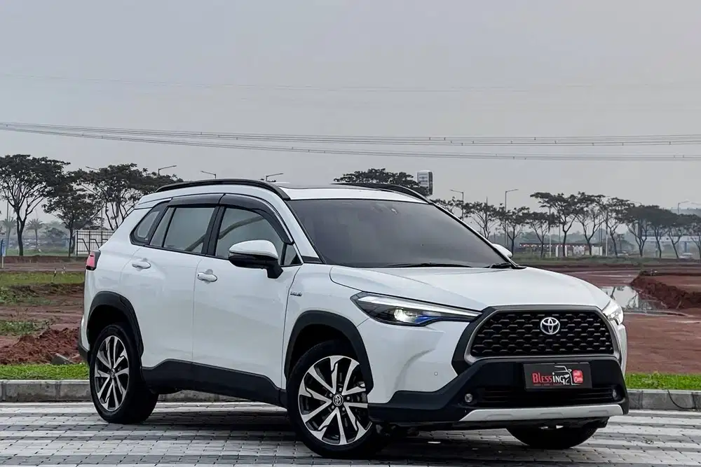 Toyota Corolla Cross Hybrid SUNROOF AT Matic 2022 Putih Metalik