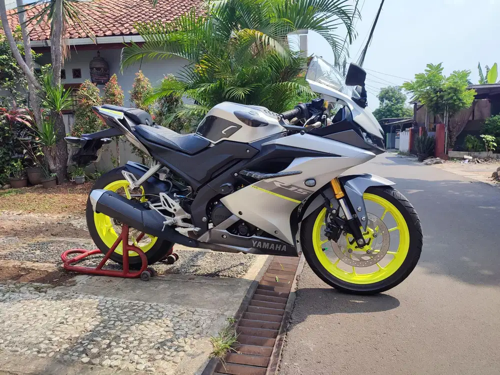 YAMAHA R15 V3 TAHUN 2021 LOW KM