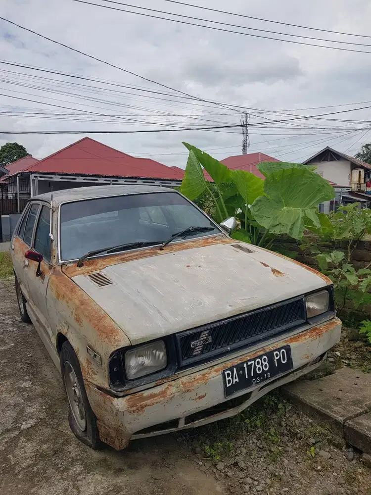 Dijual Daihatsu Charade
