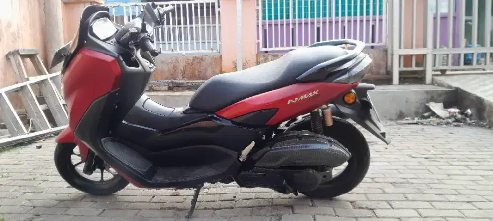 Nmax new tahun 2021