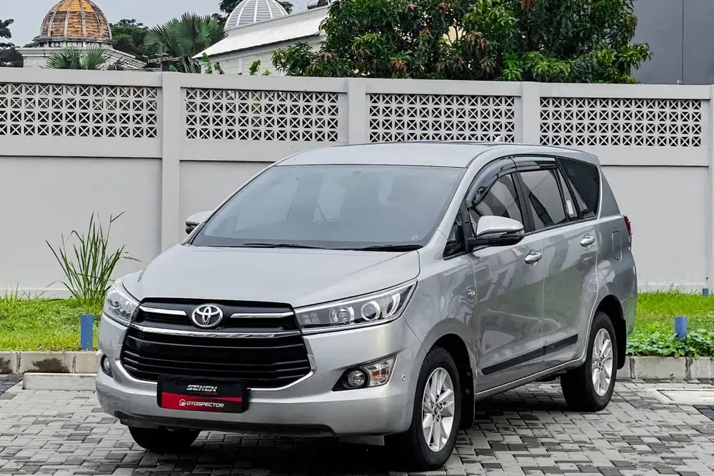 Toyota Kijang Innova 2.0 V Bensin AT Matic 2018 Silver Metalik