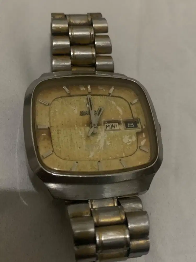 Jam Vintage Enicar Star Jewels Swiss Automatic