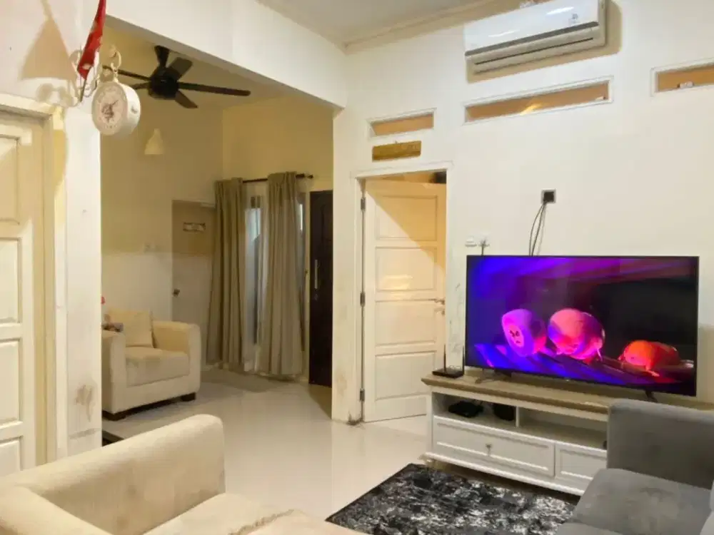 Rumah luas 7x11 77m type 2KT Harapan Indah Bekasi