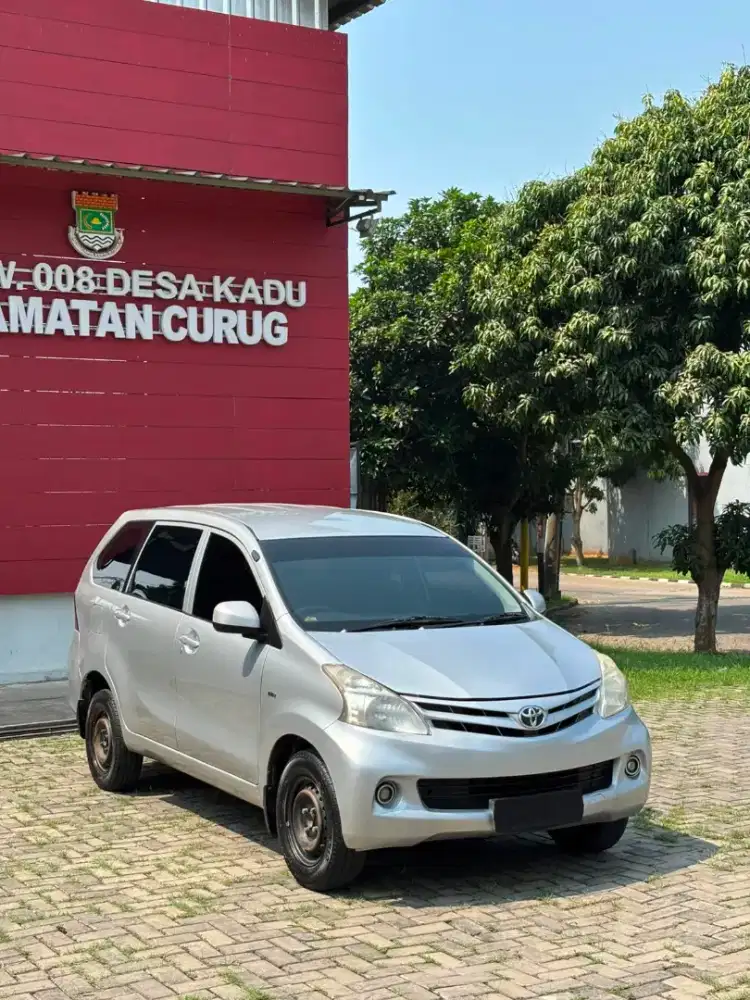 Avanza E 1.3 A/t 2012 Siap pakai.