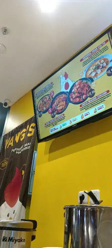 LOWONGAN PEKERJAAN