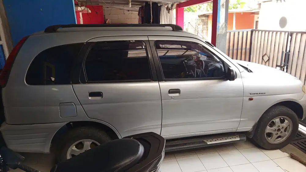 Daihatsu Taruna 2000 Bensin