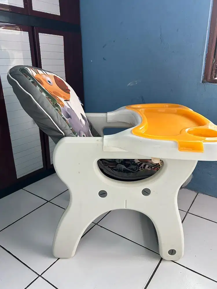 Kursi Makan Bayi (Baby High Chair) Multifungsi – Kondisi Bagus & Kokoh