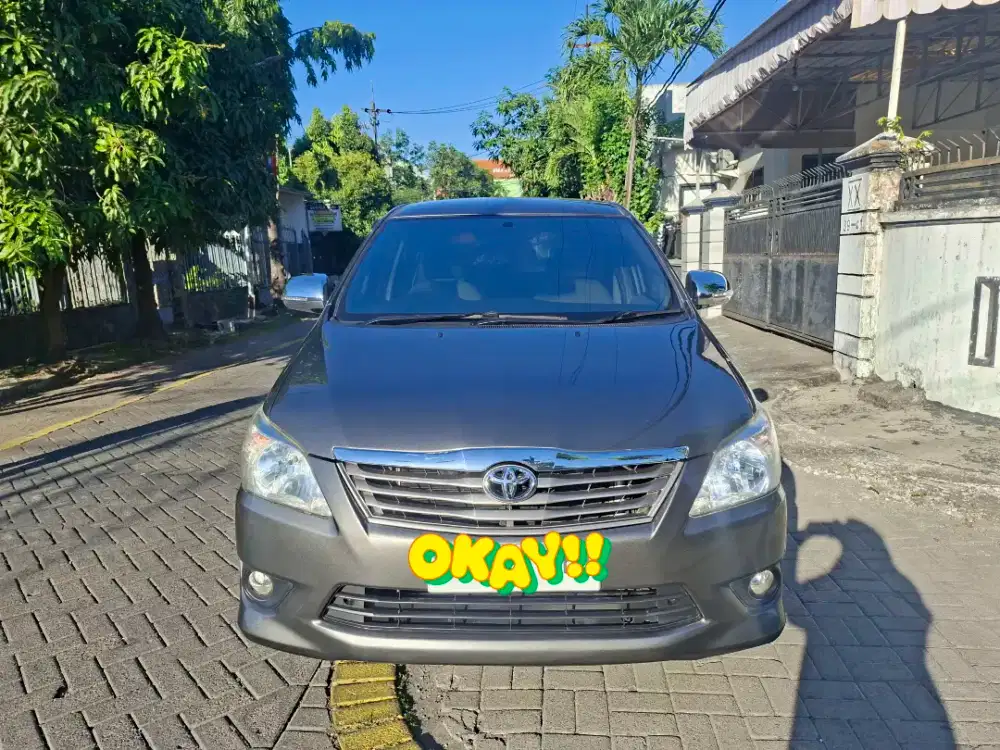 Toyota Kijang Innova E Plus bensin matic 2013