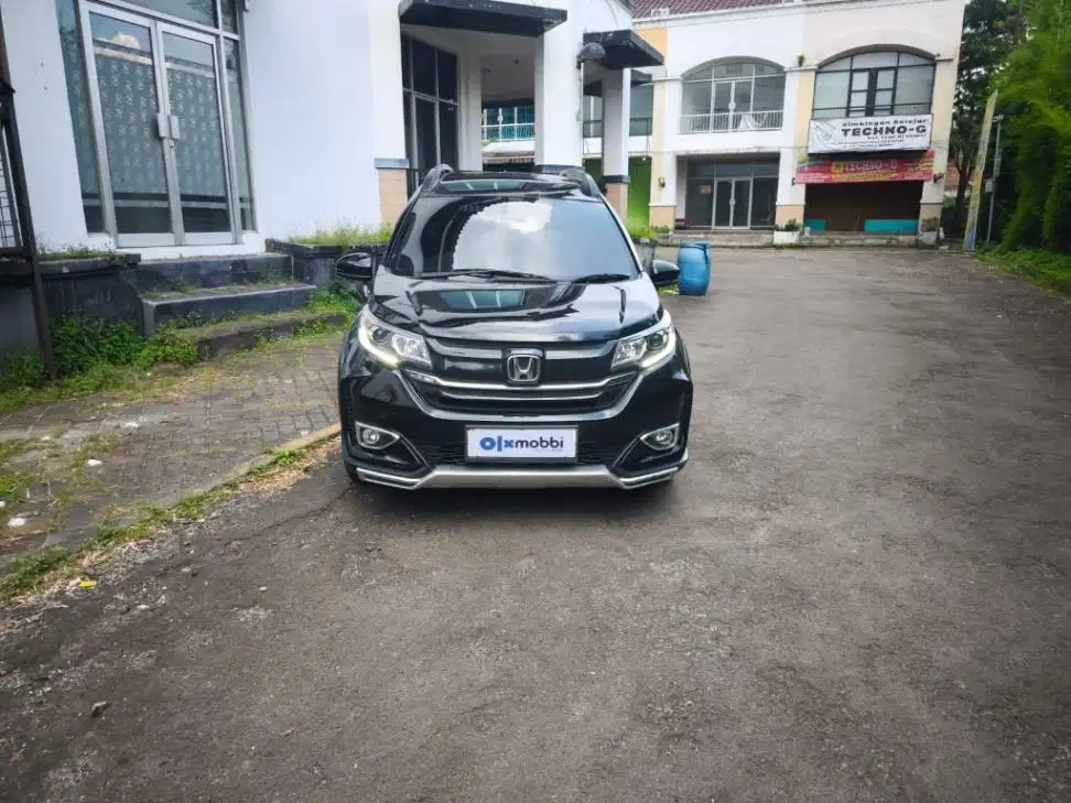 LOW DP - Honda BR-V 1.5 Prestige Bensin-AT 2021