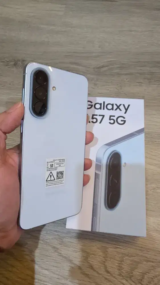 Samsung A57 8/128gb Sein Fullset