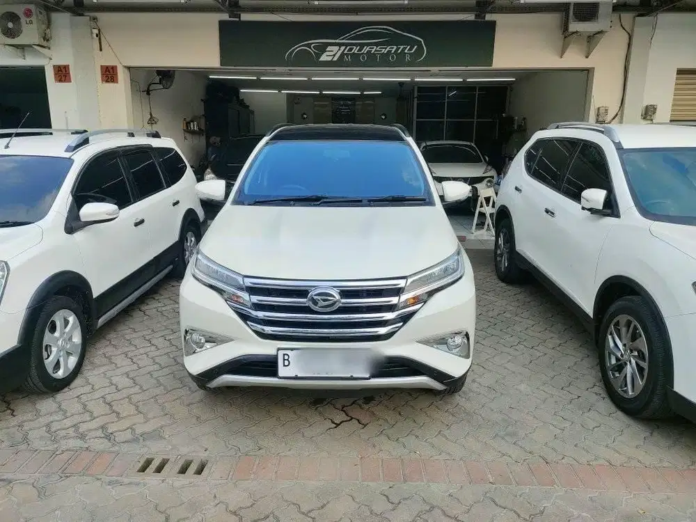 (KM 11RB) DAIHATSU TERIOS 1.5 R AUTOMATIC 2022 PUTIH TT TOYOTA RUSH