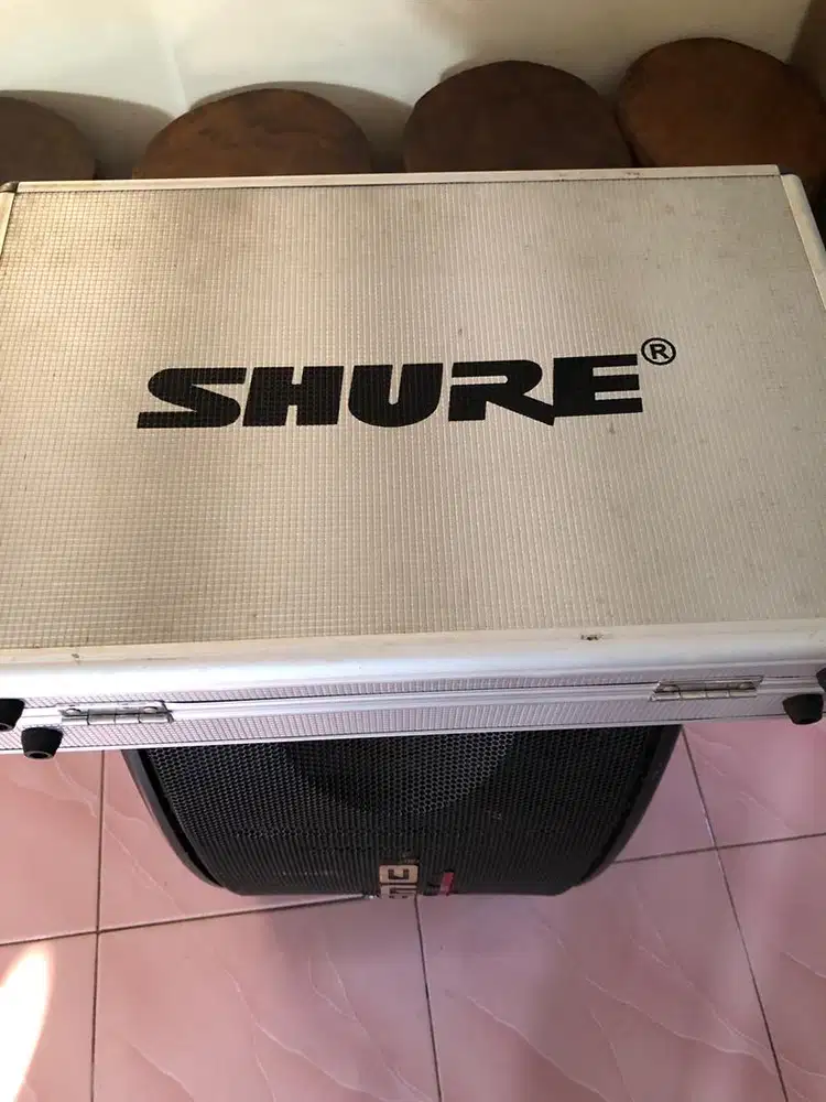 Peralatan Karaoke