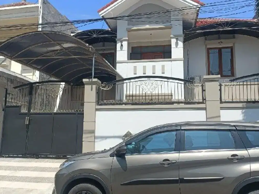 RUMAH SIAP HUNI DHARMAHUSADA MAS* Garasi 2 mobil Carport 3 mobil Furnish