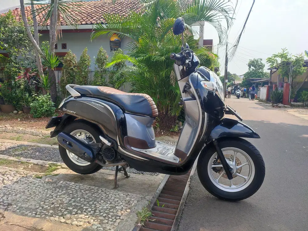 HONDA SCOOPY STYLISH TAHUN 2018 PAJAK PANJANG