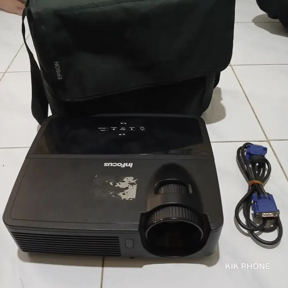 Proyektor Infocus IN114 Kelengkapan Unit dan Kabel VGA dan Tas aja