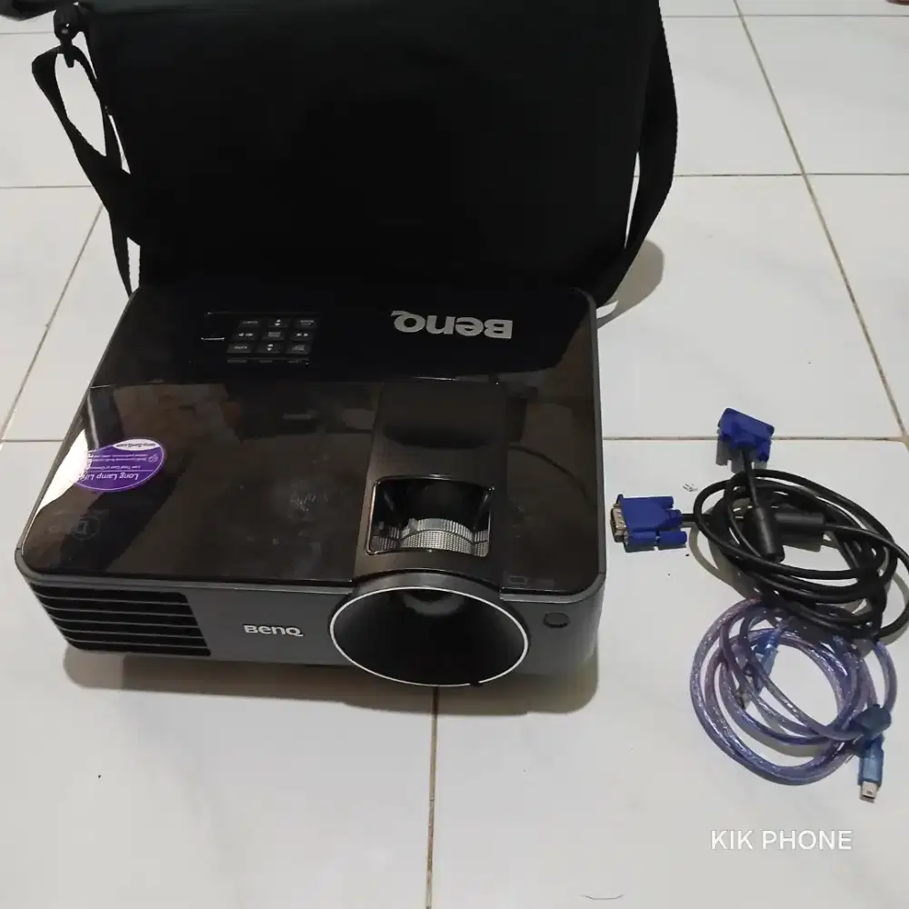 Proyektor BENQ MS502P Kelengkapan Unit dan Kabel VGA dan Kabel USB