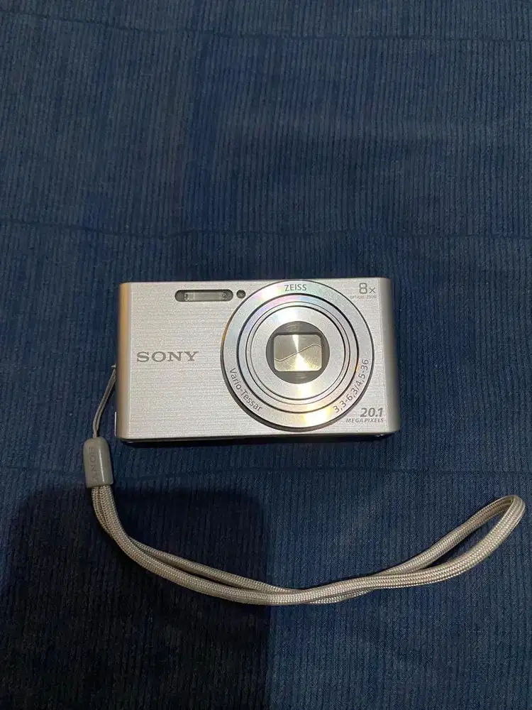 digicam sony w830