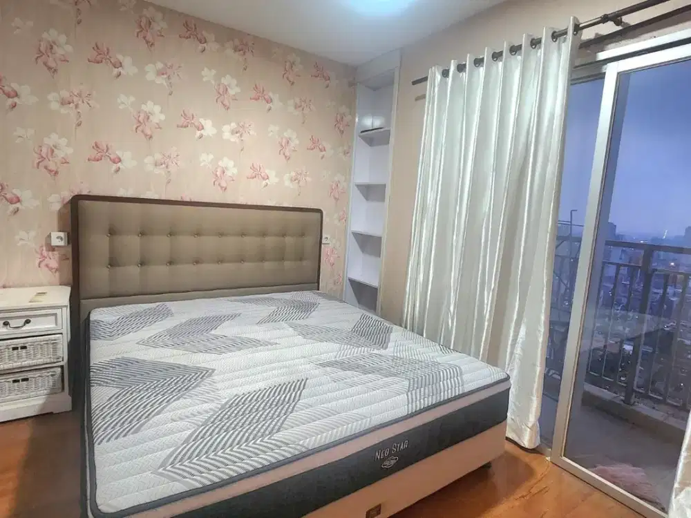 Disewakan Apartemen Cosmo Mansion 3BR/Furnished