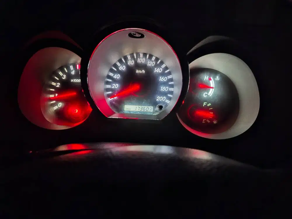 Dijual toyota fortuner  tipe g manual 2.5