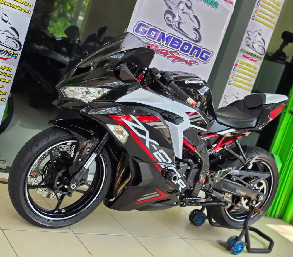 KAWASAKI ZX 25R ABS ISTIMEWA . ZX25R . ZX 25 R