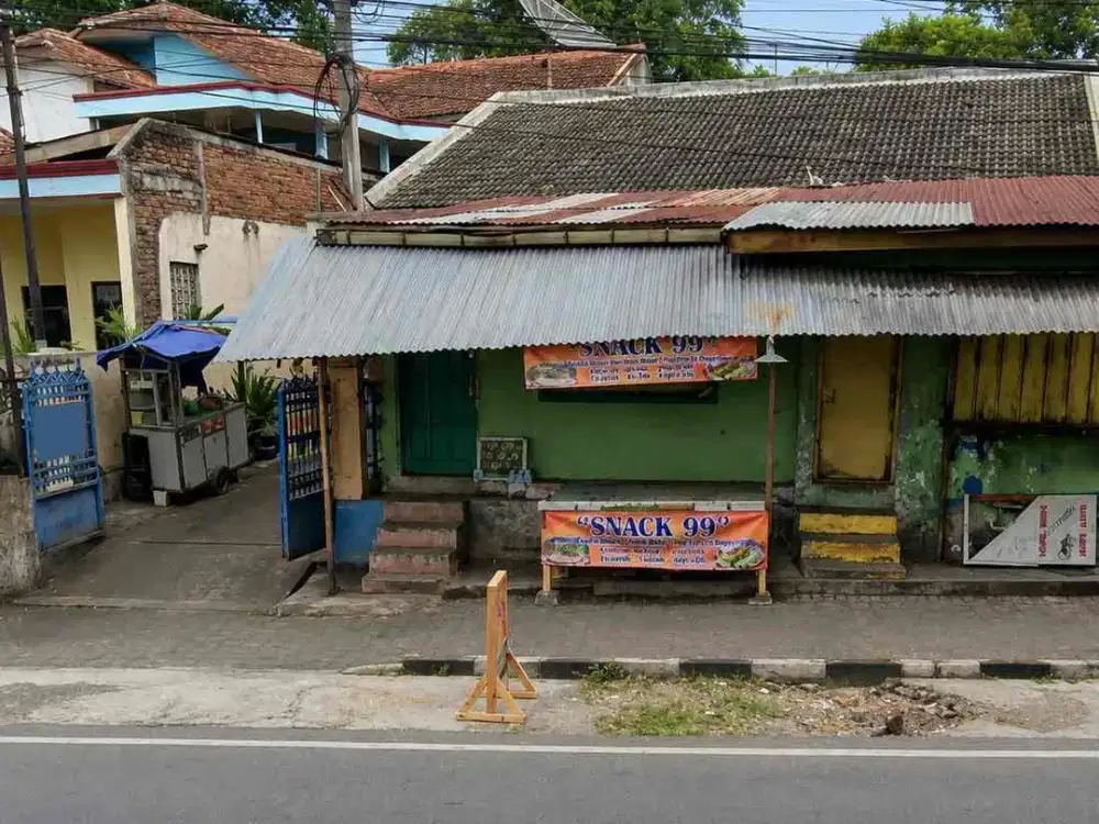 DIJUAL – Rumah Strategis Pinggir Jalan Raya Utama di Ambarawa