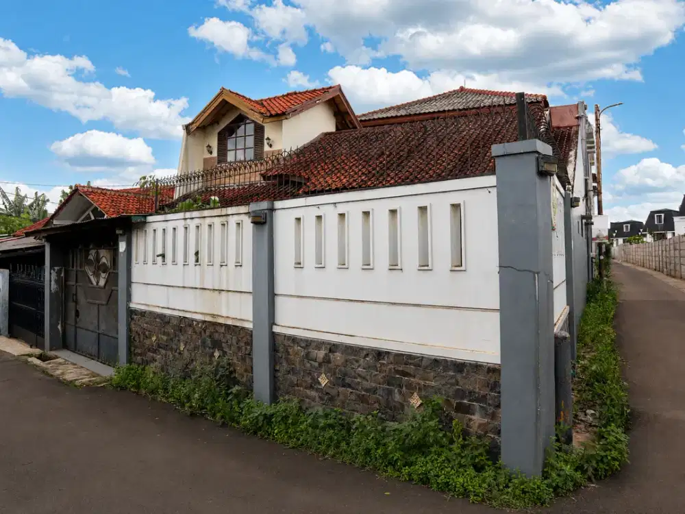 Rumah 3 Kamar Hoek Tangerang Selatan | HARGA NEGO SAMPAI JADI!