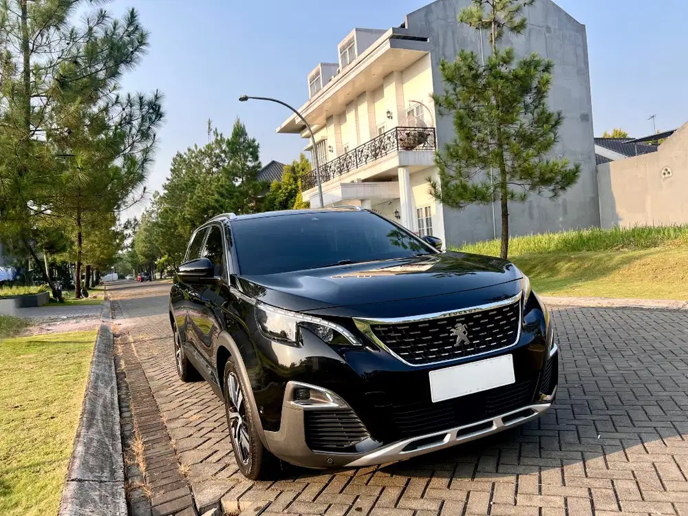 JUAL CEPAT TERMURAH SE INDONESIA ALL NEW PEUGEOT 5008 2020 MATIC.