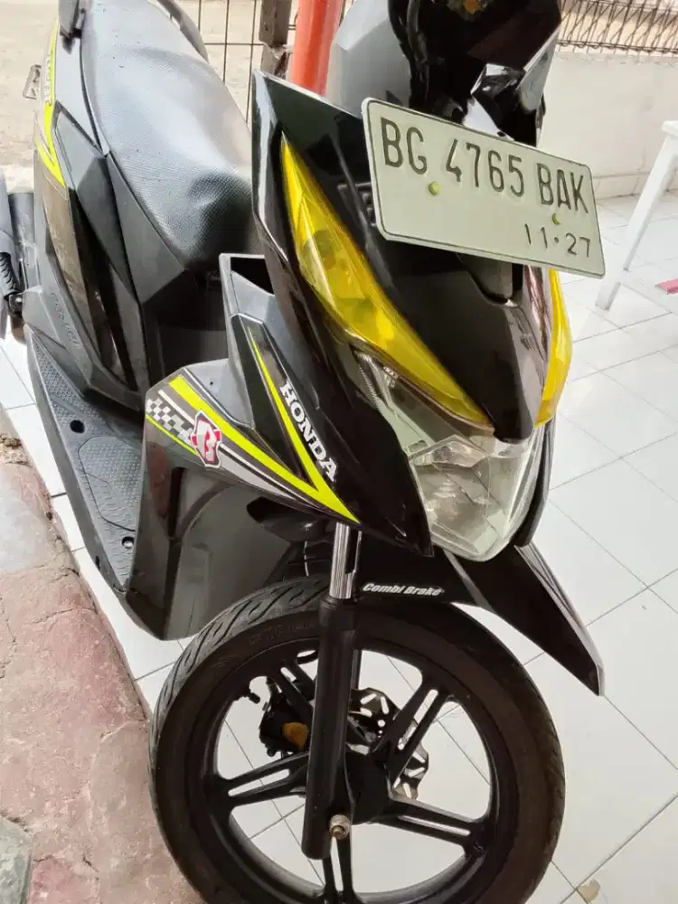 Honda beat tahun 2017