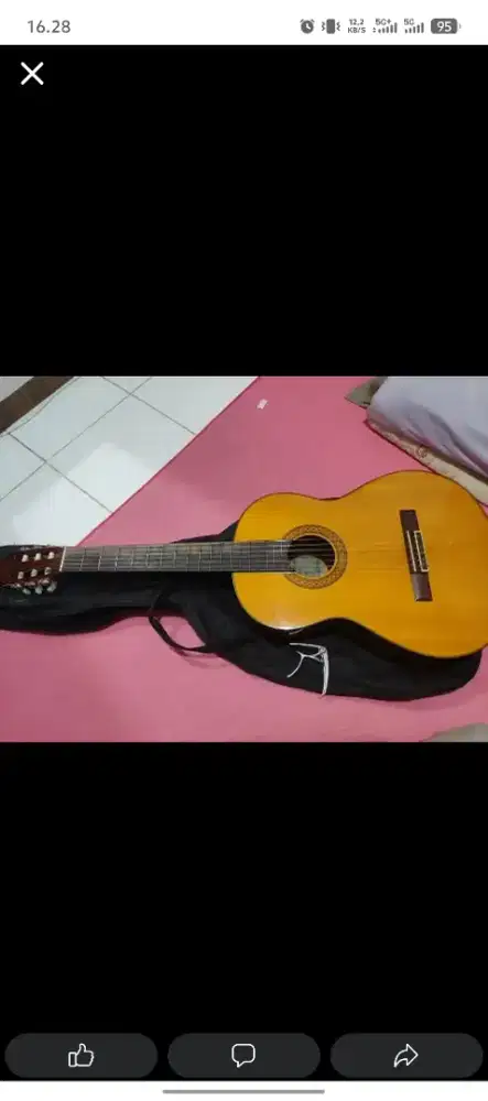 Yamaha C390 Original Bekas Mulus. Senar Daddario