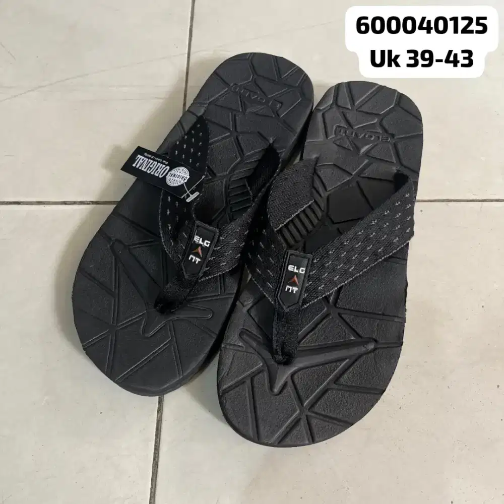 Sandal aiger pria