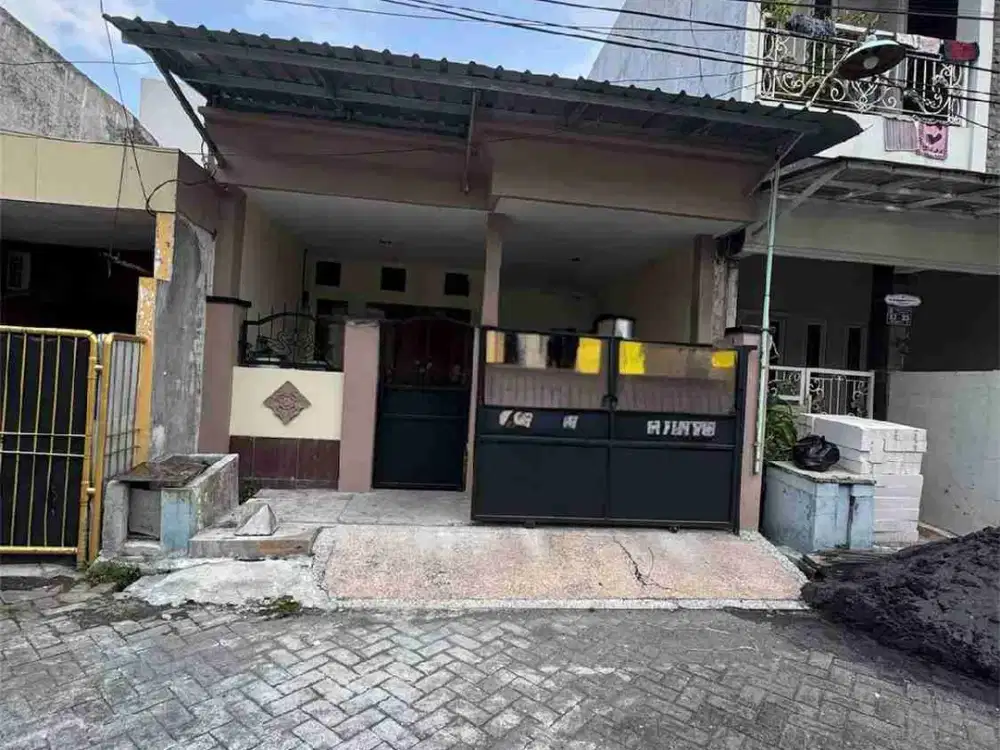dijual rumah minimalis di Babatan pilang Wiyung Surabaya barat