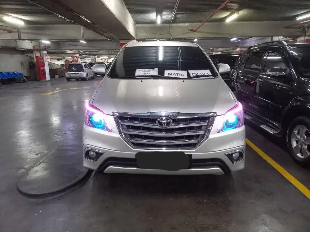 Toyota Innova V Diesel 2012/2013