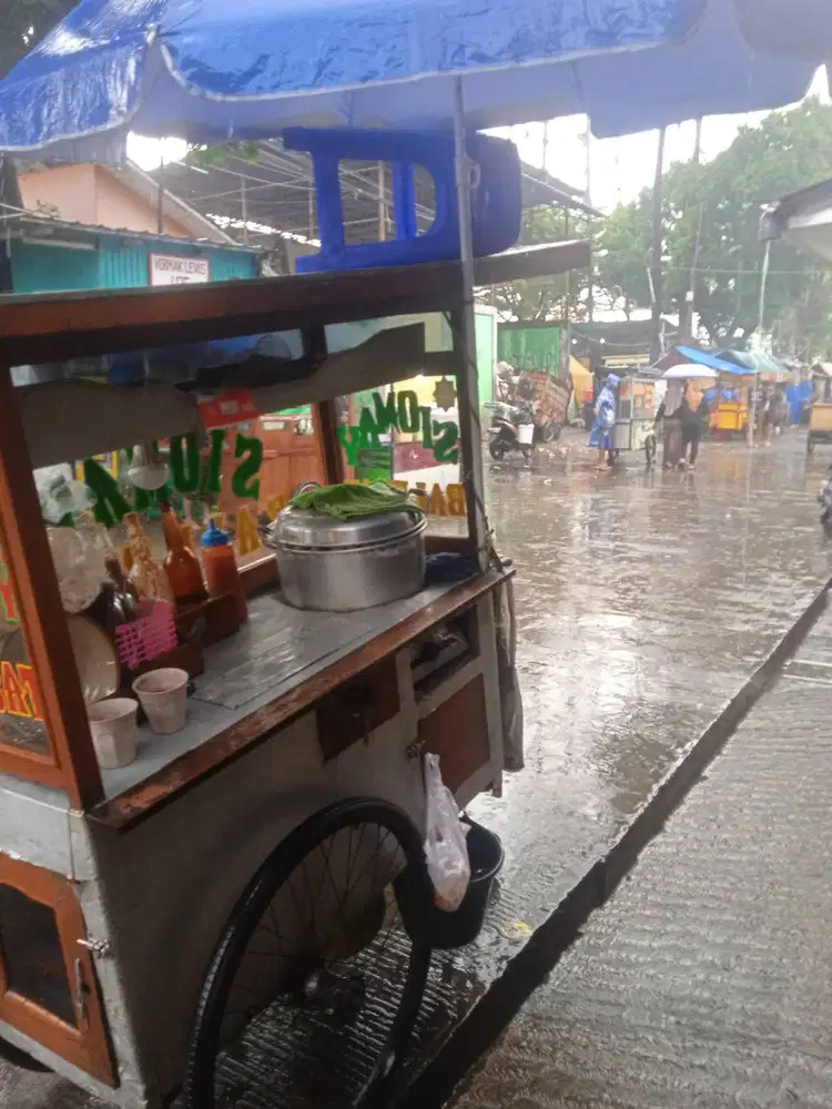 Gerobak siomay full set dan peralatan masak